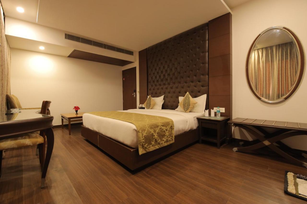 نيودلهي Airport Hotel Bollywood Paradise المظهر الخارجي الصورة