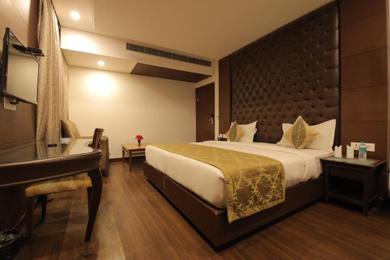 نيودلهي Airport Hotel Bollywood Paradise المظهر الخارجي الصورة