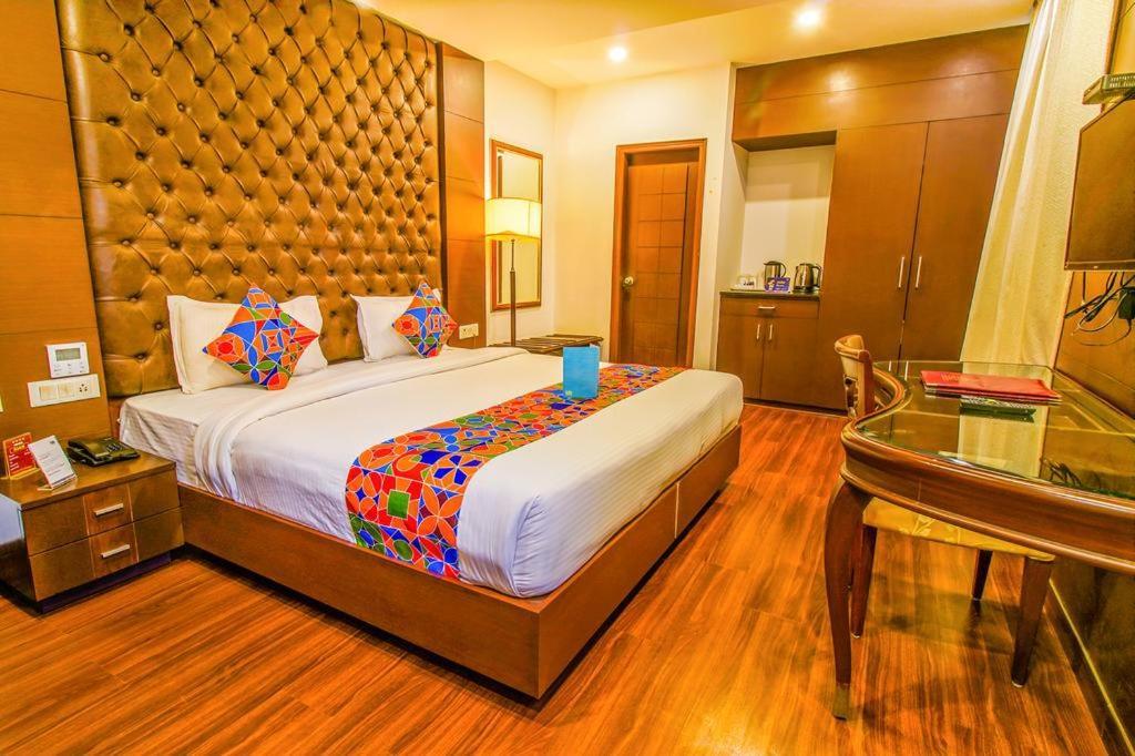 نيودلهي Airport Hotel Bollywood Paradise المظهر الخارجي الصورة